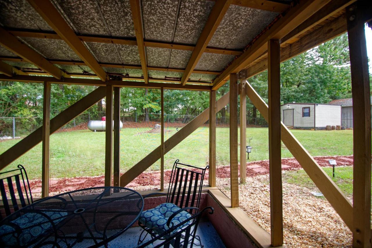 פייטוויל Pine Forest Zen Cottage - 10 Min To Fort Bragg מראה חיצוני תמונה